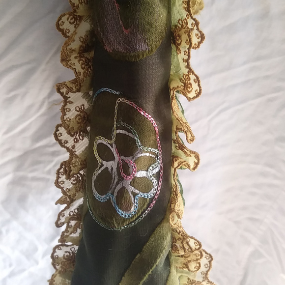 Shin Sai Bashi Lace Tote 14''x14'' x 4'' - Picture 8 of 8